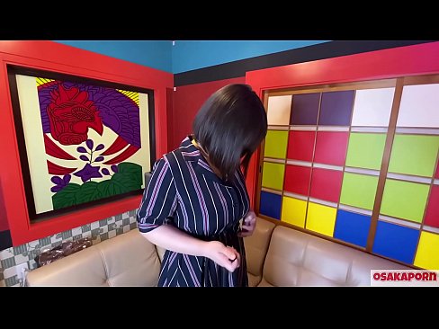 ❤️ Cutie Japanese nwere nnukwu nnụnnụ tit na-eji ihe ụmụaka egwuri egwu na-enwe mmekọahụ na-emetọ onwe ya ma nwee orgasm. Ọ na-ekwu na N'ajụjụ ọnụ banyere ya iberibe ahụmahụ. Nnukwu nnụnnụ tit na ọtụ ntutu na-asụ ude nke ukwuu. Osakaporn ❌  na anyi ❌️❤